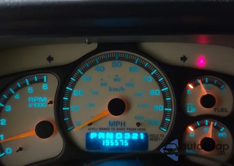 2000 Chevrolet Silverado 1500 Ls z USA, uszkodzony, nr VIN 1GCEK14T8YZ336612